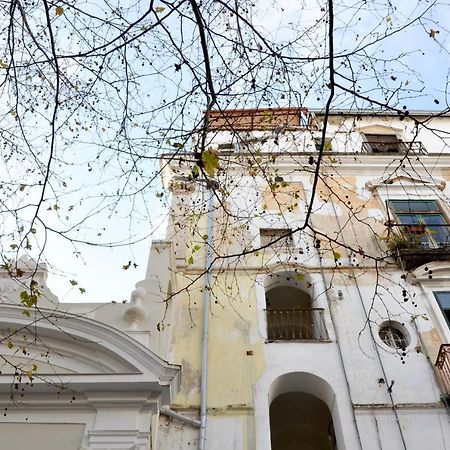 Design & History Suite Salerno Bagian luar foto