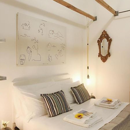 Design & History Suite Salerno Bagian luar foto