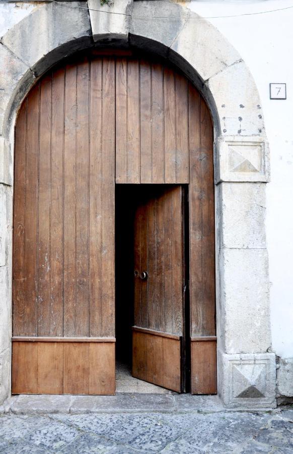 Design & History Suite Salerno Bagian luar foto