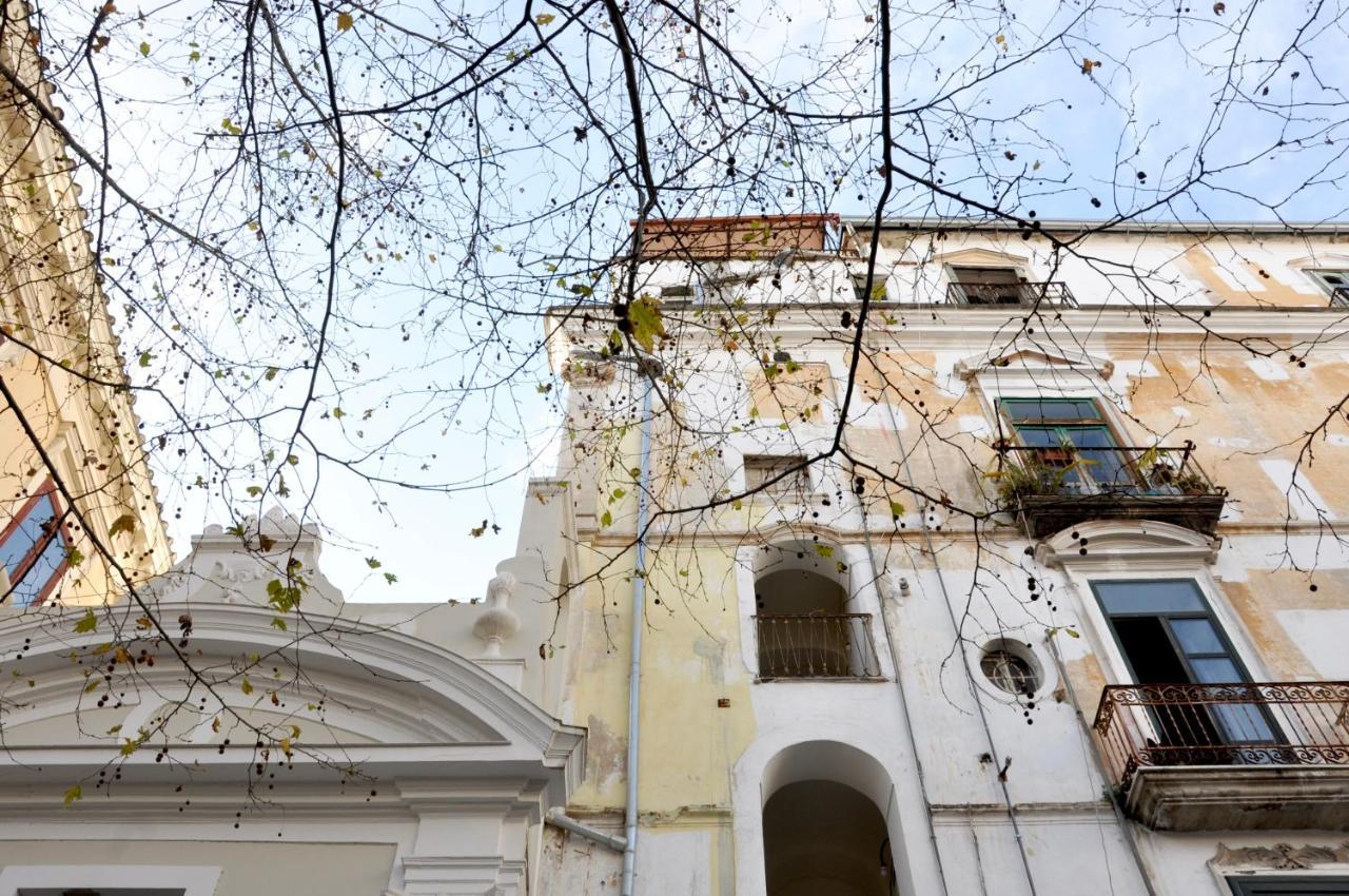 Design & History Suite Salerno Bagian luar foto